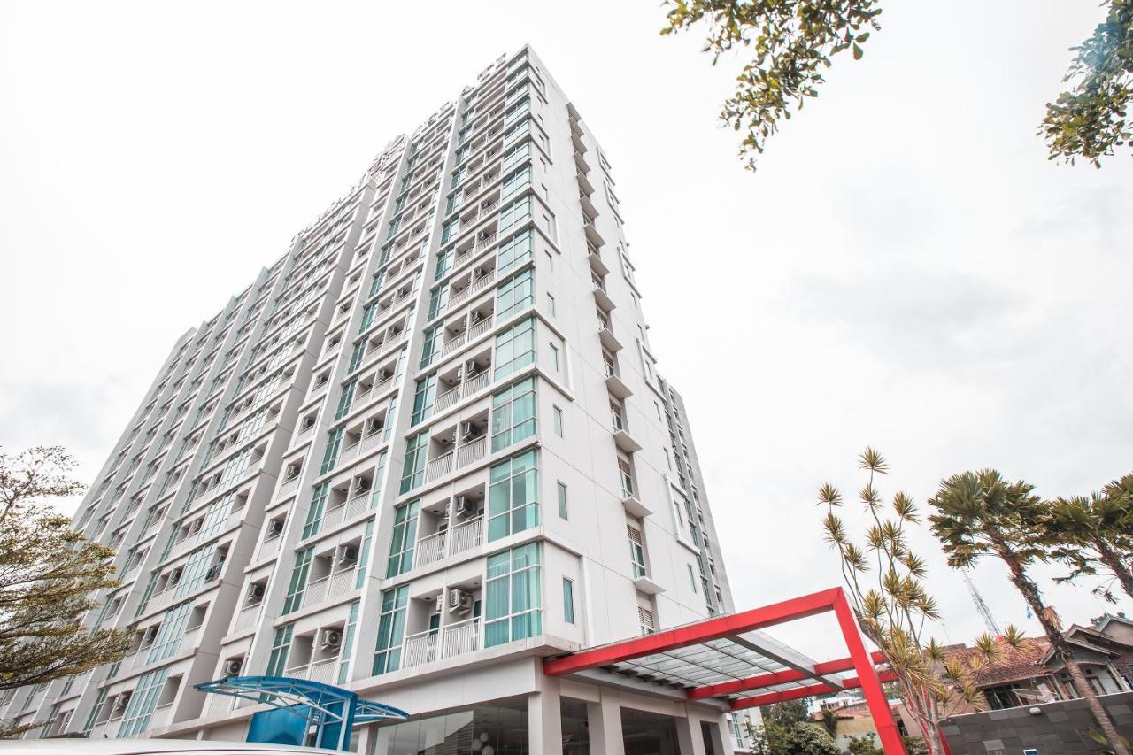 Oyo 214 Appartel Taman Melati Jatinangor Hotel